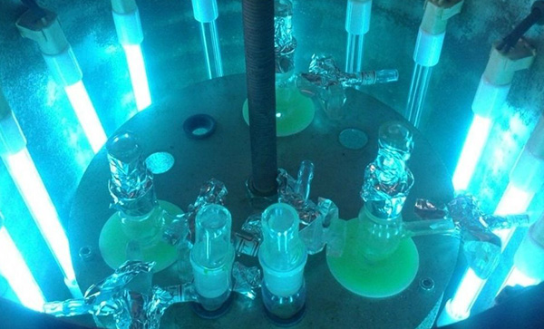 光固化涂料在光照射下發(fā)生的化學反應基本定律。